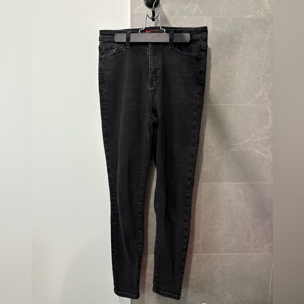 Guess high rise skinny jeans